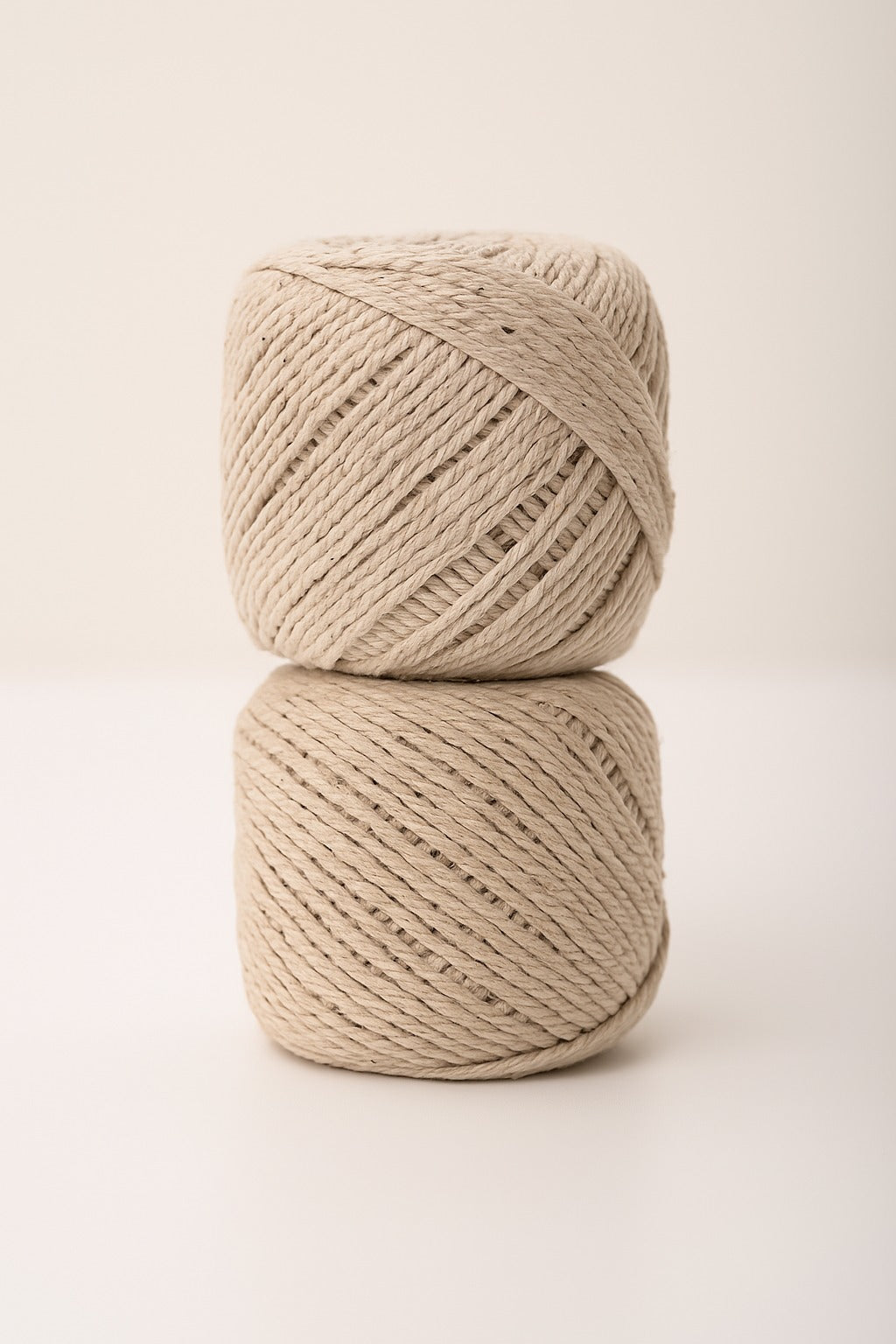 cotton bundling dhaga rolls for garment by paras packing