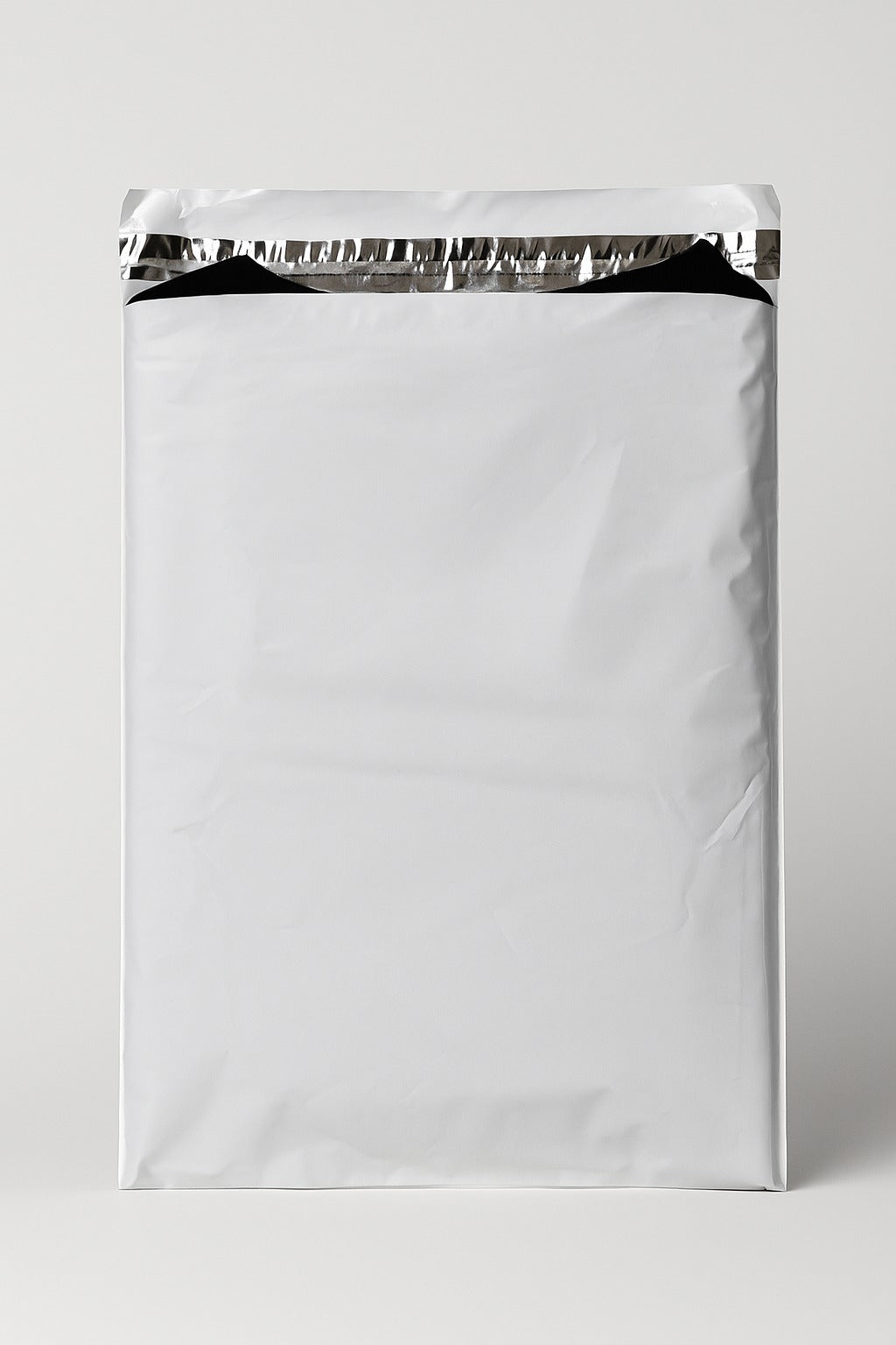 premium white courier bag 5kg tamper proof for ecommerce shipping from paraspaking
